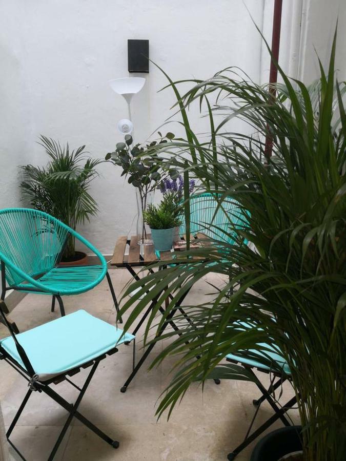 Explore Madrid From A Warm Apartment With Patio At A Newly Refurbished Manorial Building Extérieur photo