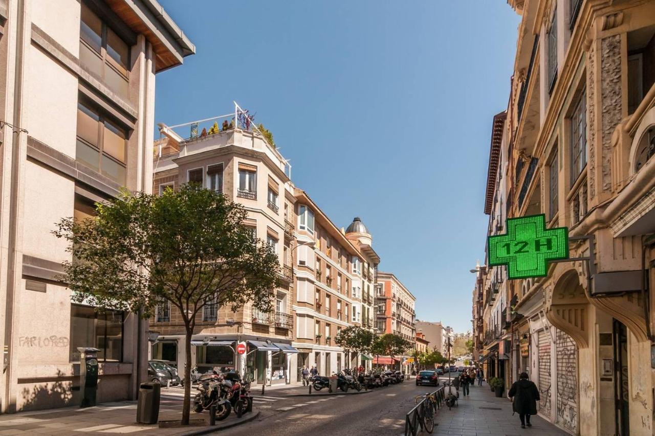 Explore Madrid From A Warm Apartment With Patio At A Newly Refurbished Manorial Building Extérieur photo