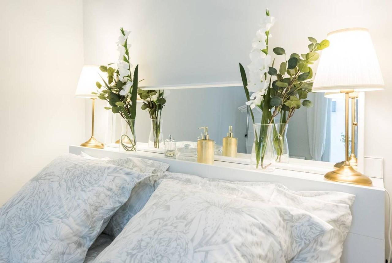 Explore Madrid From A Warm Apartment With Patio At A Newly Refurbished Manorial Building Extérieur photo