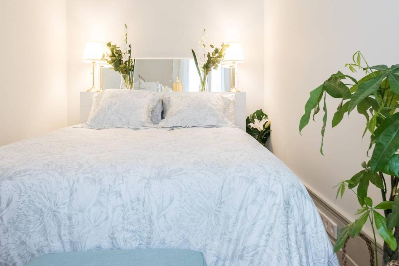 Explore Madrid From A Warm Apartment With Patio At A Newly Refurbished Manorial Building Extérieur photo